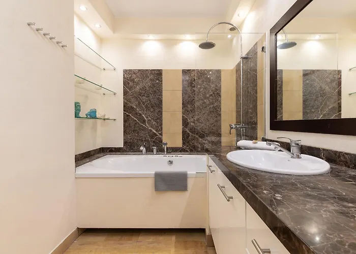 Concierge Metro Wilanowska Gym & Pool Lejlighed *