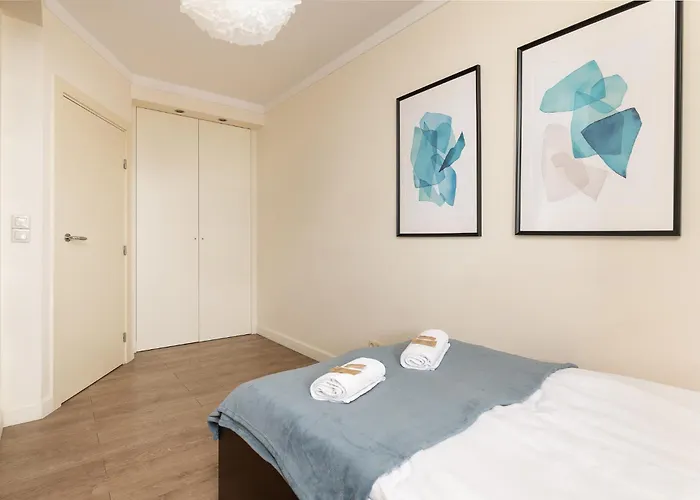 Concierge Metro Wilanowska Gym & Pool * Warszawa