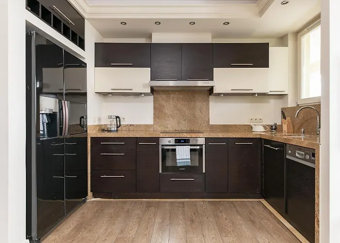 Concierge Metro Wilanowska Gym & Pool Lejlighed Warszawa