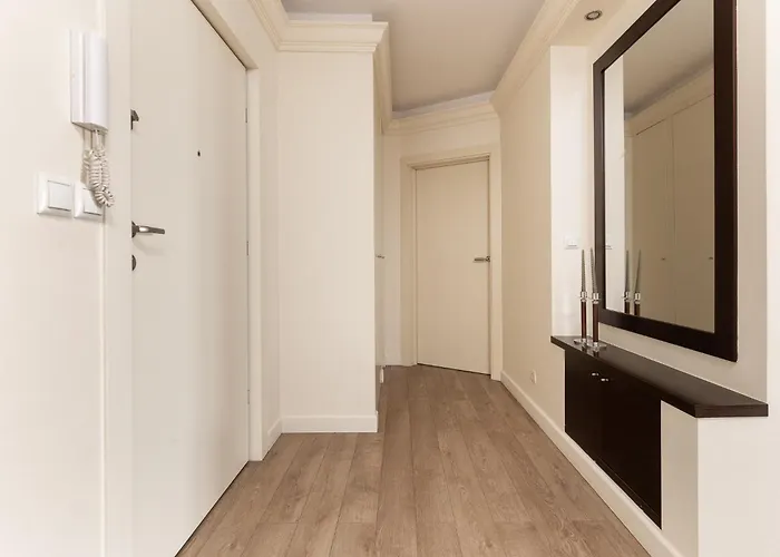 Concierge Metro Wilanowska Gym & Pool *